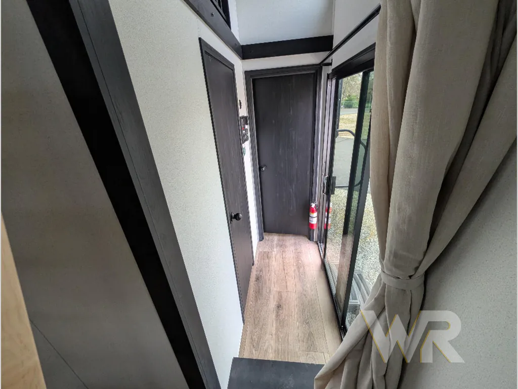 2027 Forest River Puma Vista 421LFT, Photos photo 15