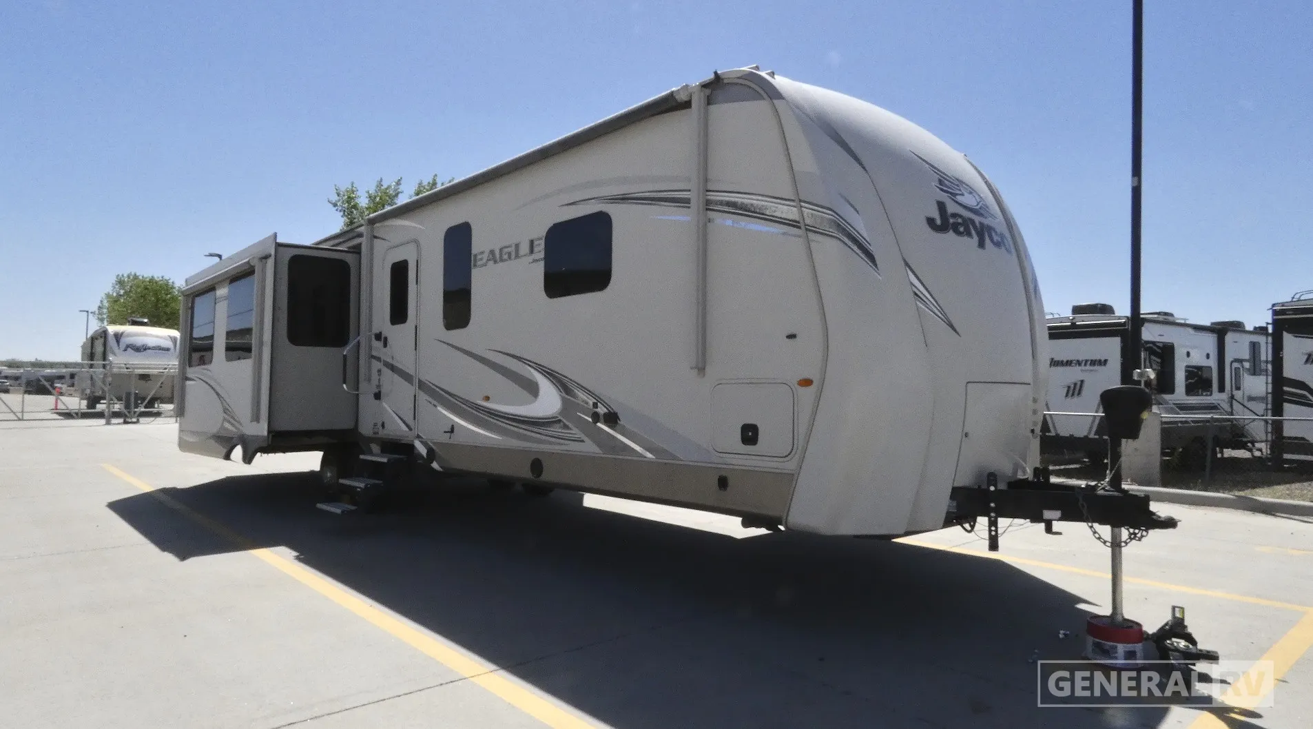 2017 Jayco Eagle 338RETS - Photo 2