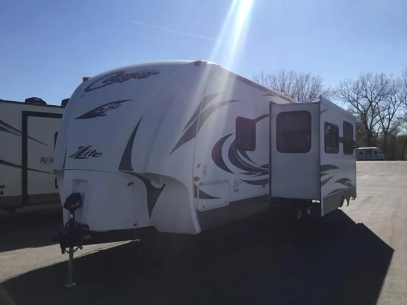 2012 Keystone RV Cougar X-Lite 29BHS - Photo 2