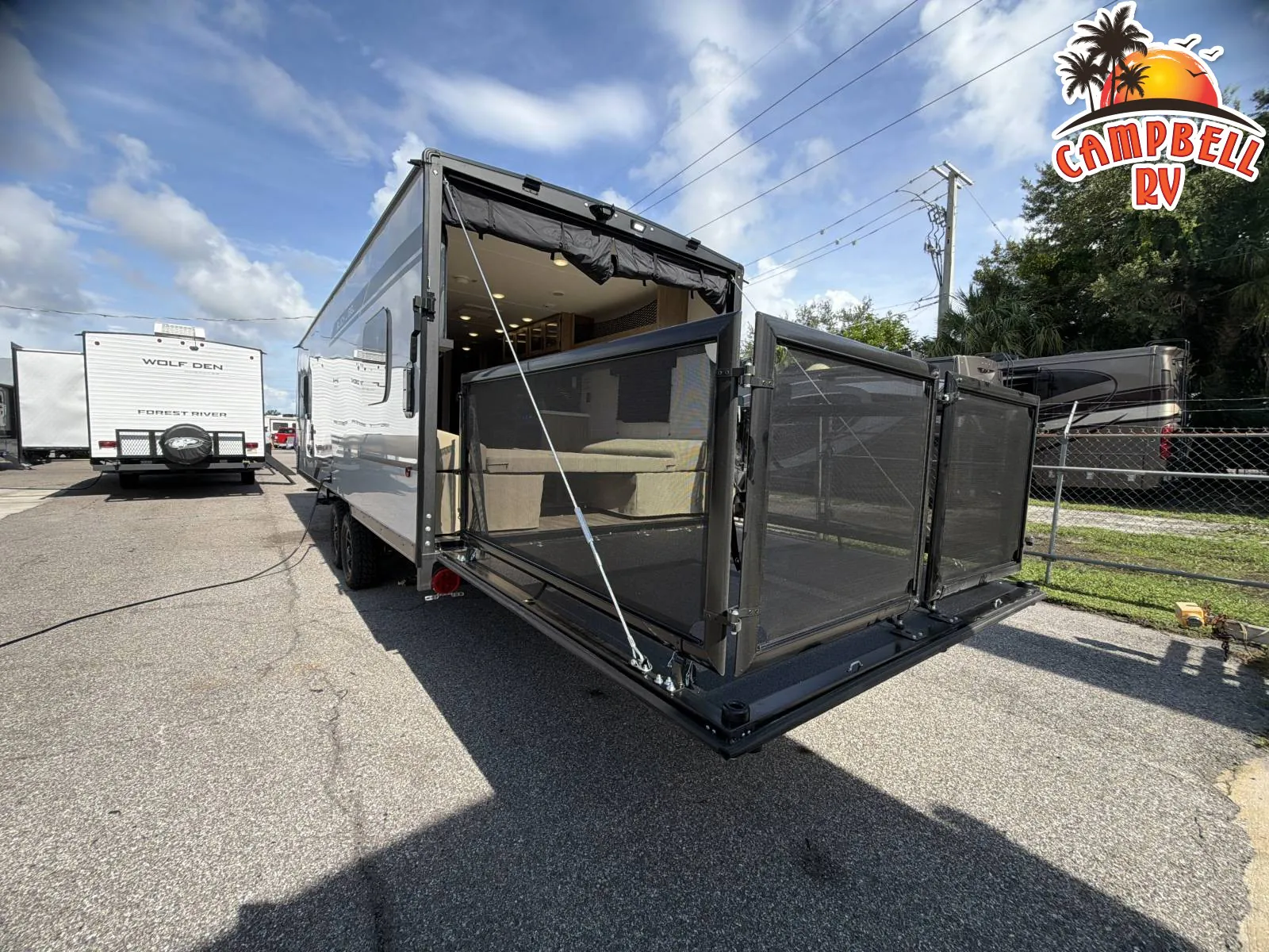 2027 Forest River Cherokee Grey Wolf 22RR — Photo 7