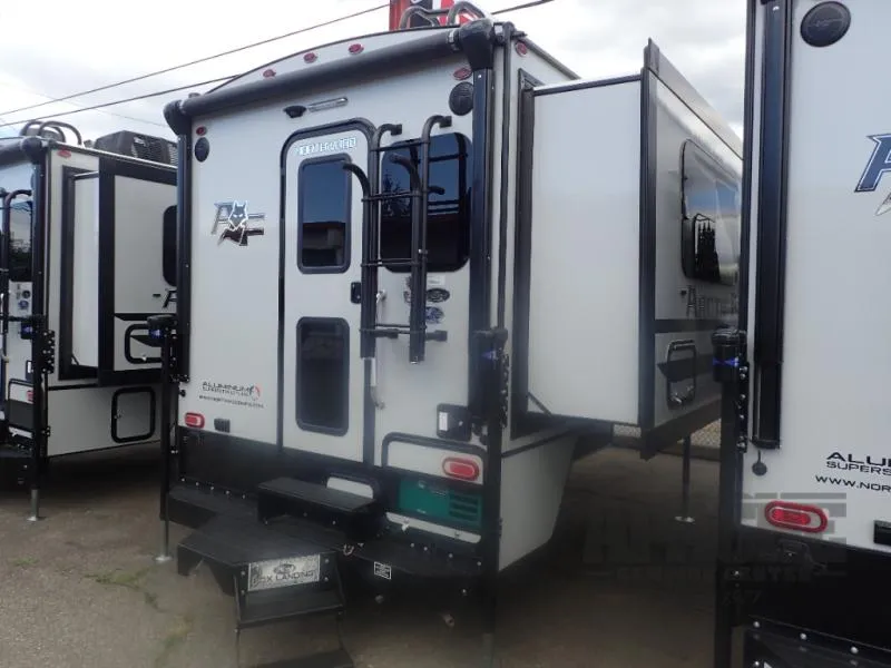 2026 Northwood Arctic Fox Camper 990 - Photo 2