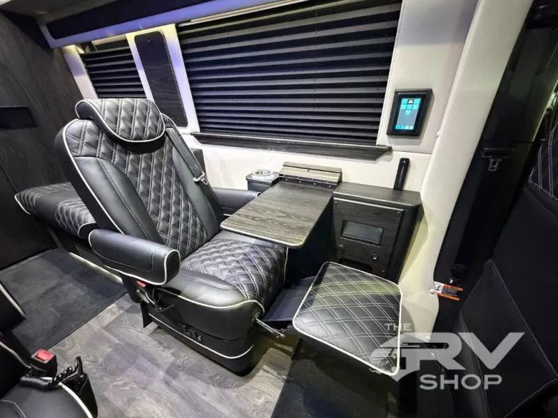 2026 Midwest Automotive Designs Day Cruiser D4 - Photo 3