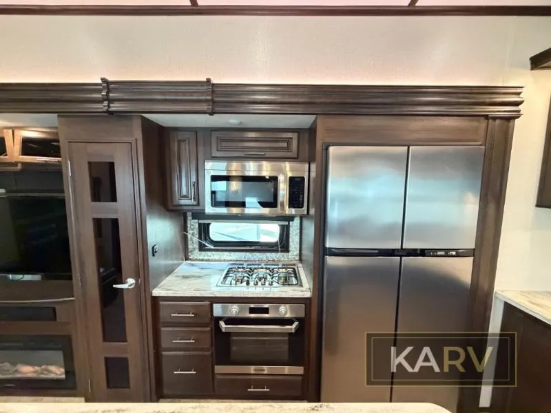 2019 Jayco North Point 315RLTS - Photo 3