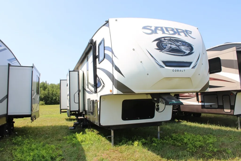 2017 Forest River Sabre 36FRP, Photos photo 4