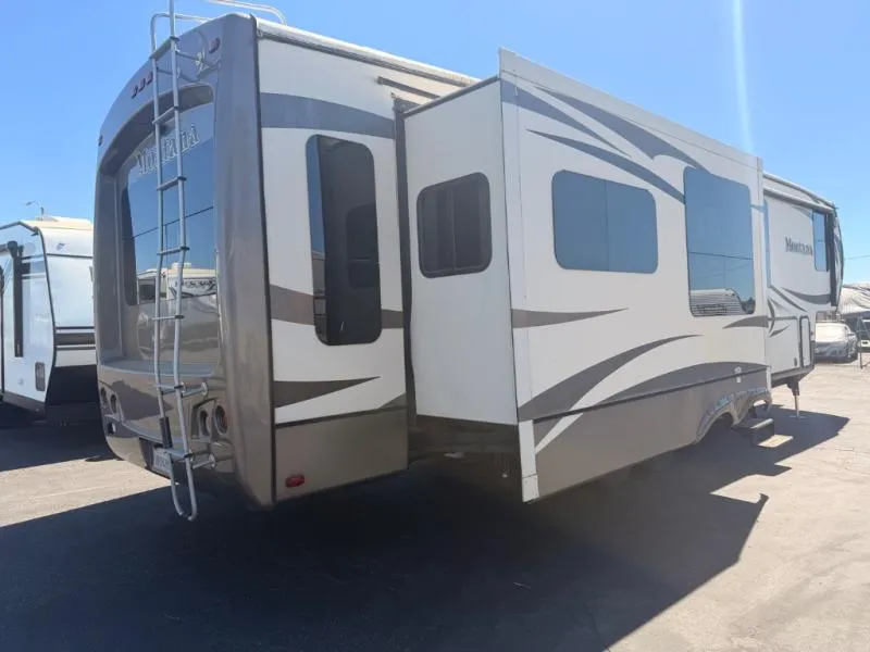 2016 Keystone RV Montana Used    3440 RL - Photo 4