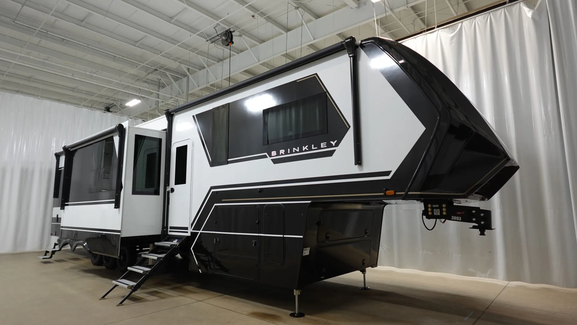 2026 Brinkley Model G 3970 - Photo 2