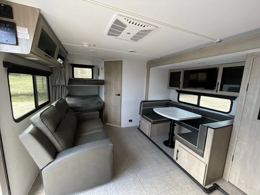 2025 Grand Design Imagine XLS 25DBE, Photos photo 2