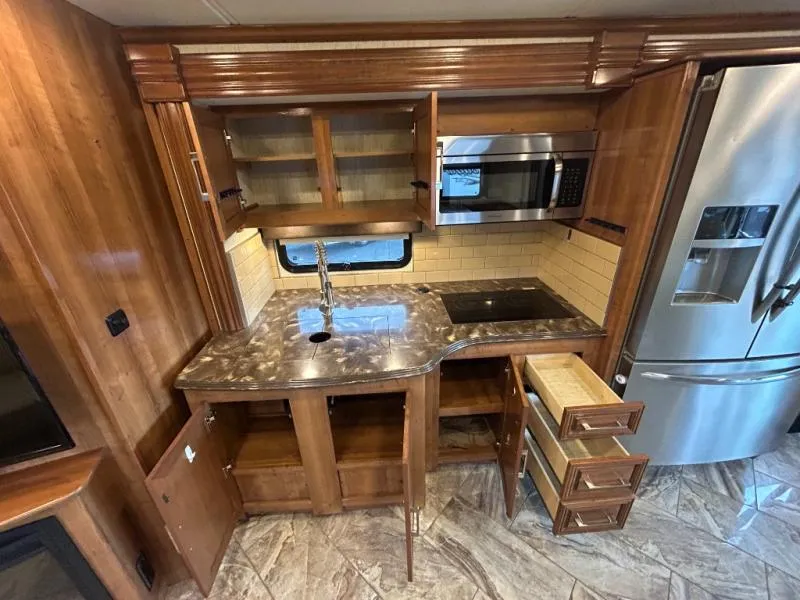 2017 Coachmen RV Sportscoach Cross Country RD 408DB - Photo 3