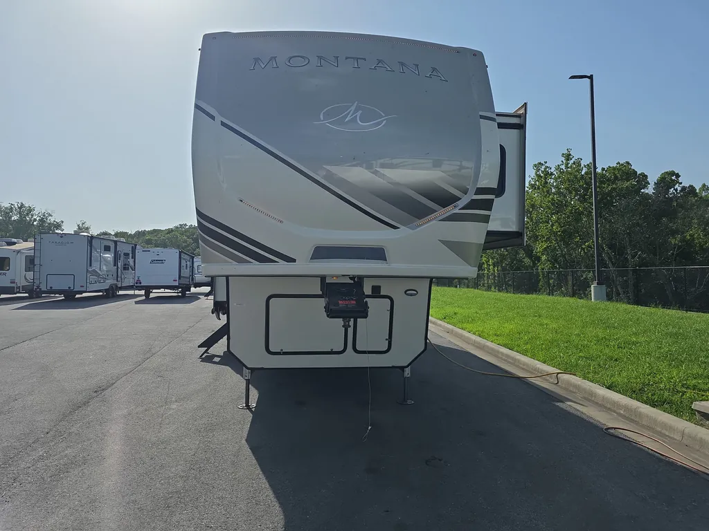 2022 Keystone Montana 3231CK, Photos photo 4