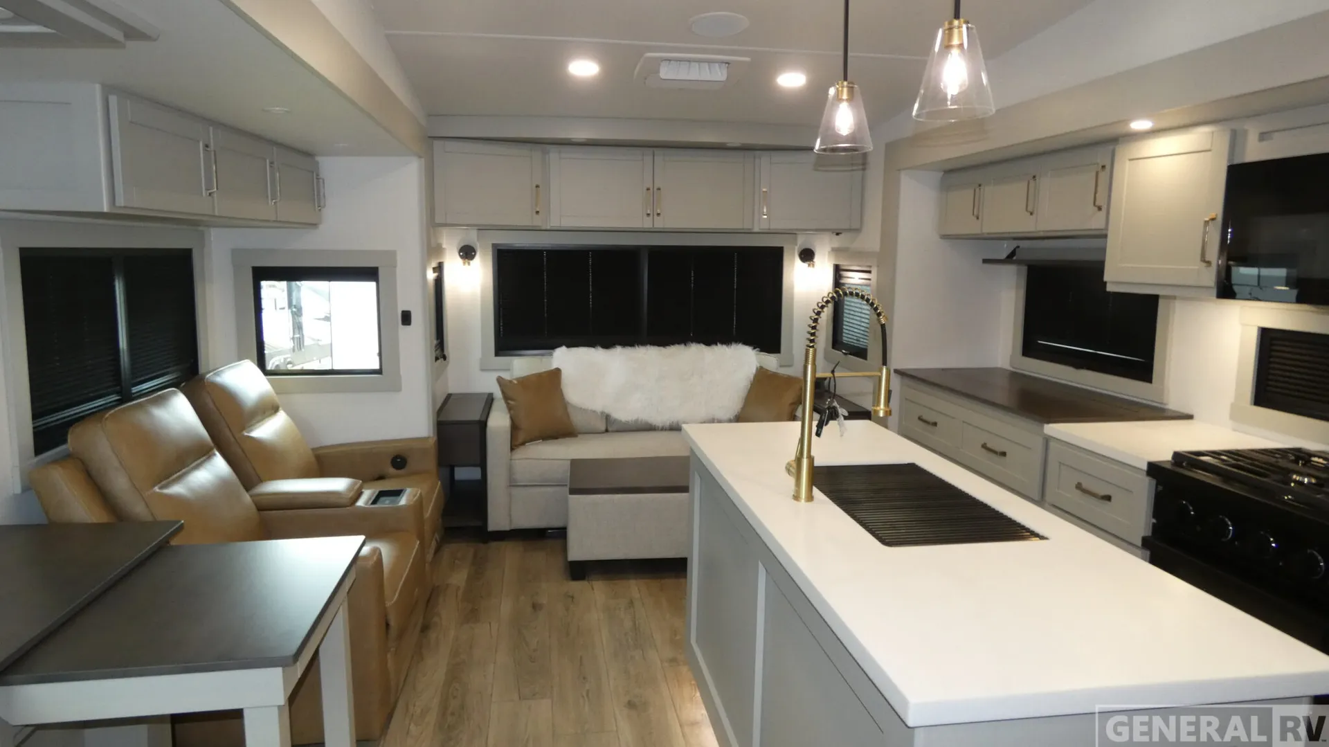 2026 Brinkley Model Z 2900 - Photo 3