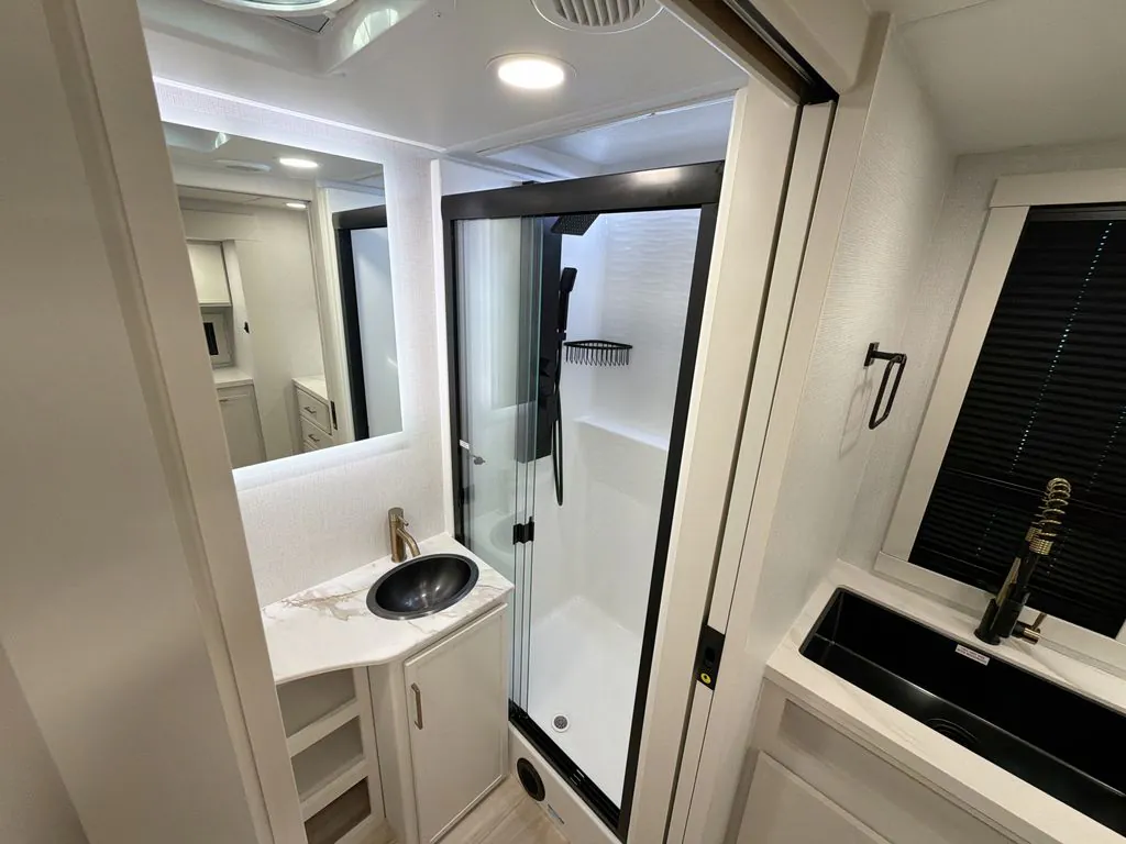 2026 Brinkley Model I 235, Photos photo 16