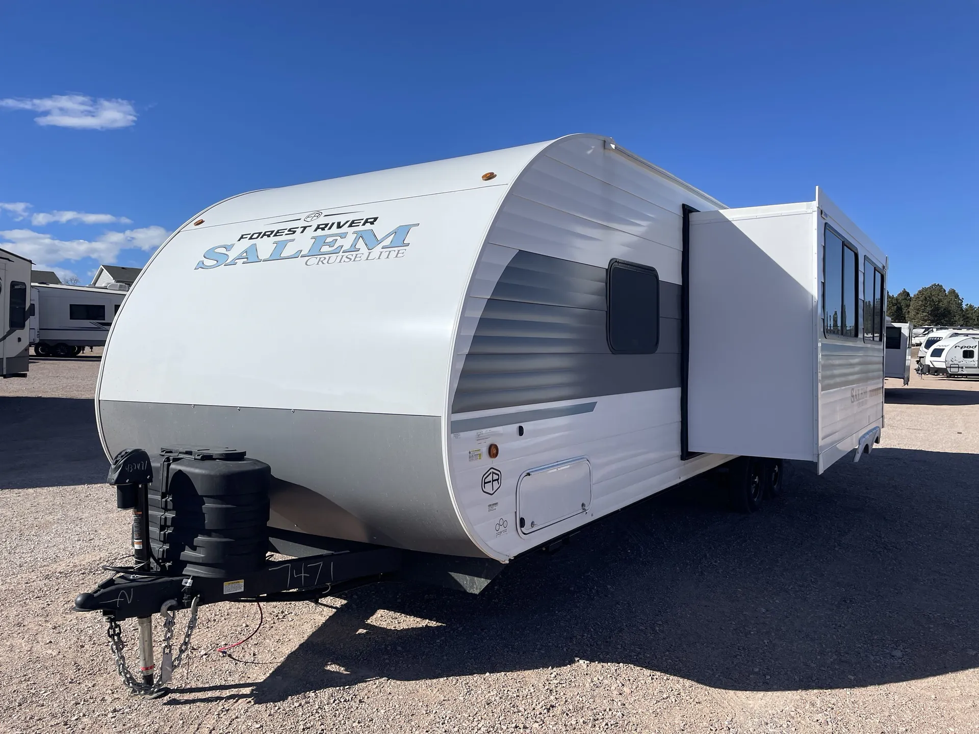 2026 Forest River Salem Cruise Lite 263BHXL — campside