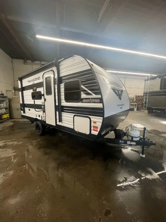 2026 Grand Design Transcend One 151BH - Photo 2
