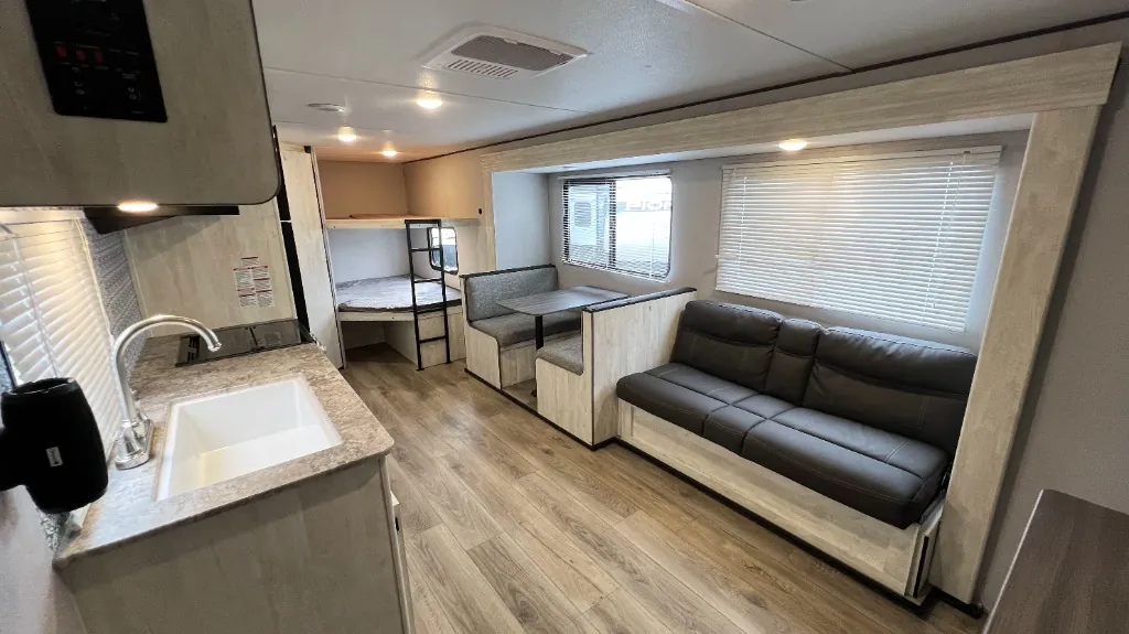 2024 Shasta Shasta I-5 Edition & Compact 526DB - Photo 3