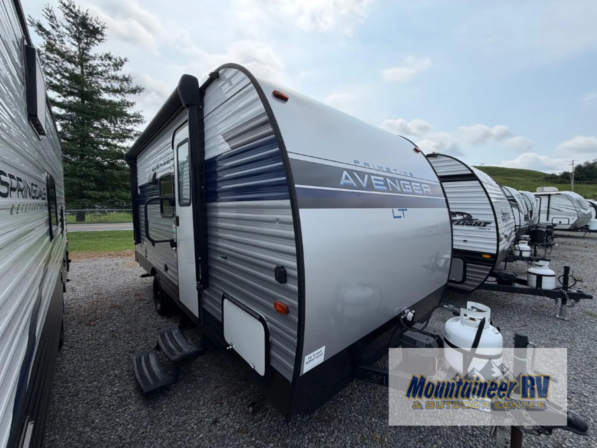 2022 Prime Time Avenger LT 16BH - Photo 2