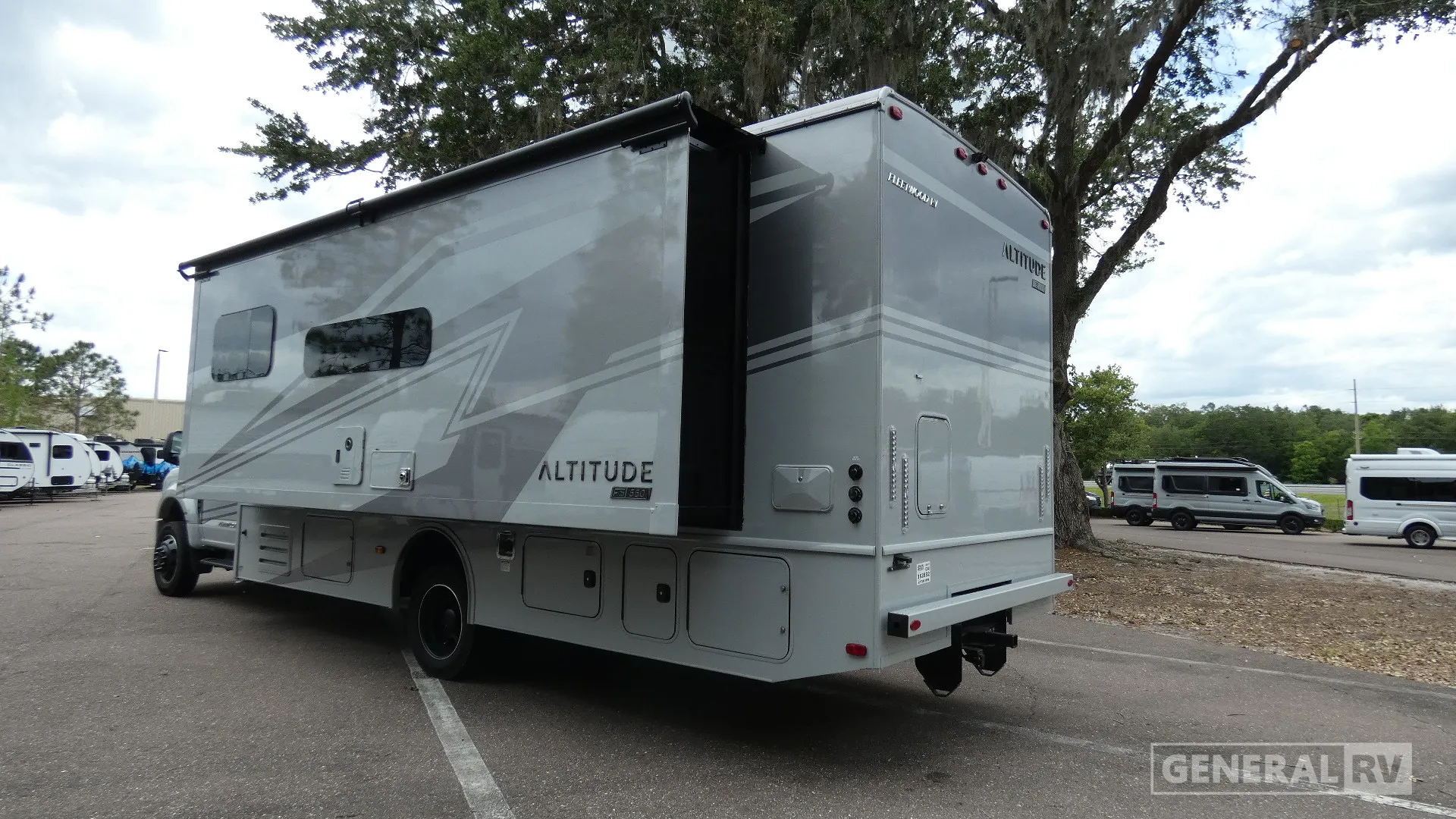 2026 Fleetwood Altitude 30WM - Photo 4