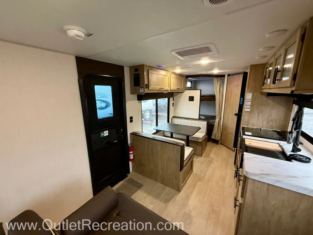 2026 Forest River Cherokee Grey Wolf 26DJSE — Photo 6