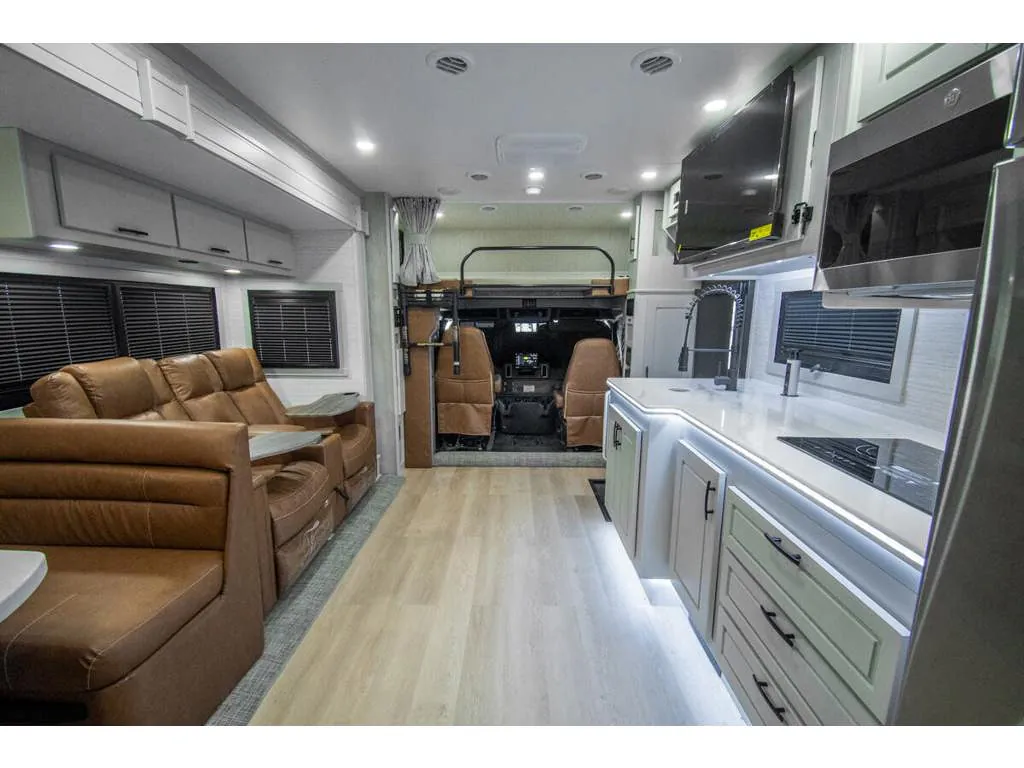 2027 Dynamax Corp DX3 37BD - Photo 3