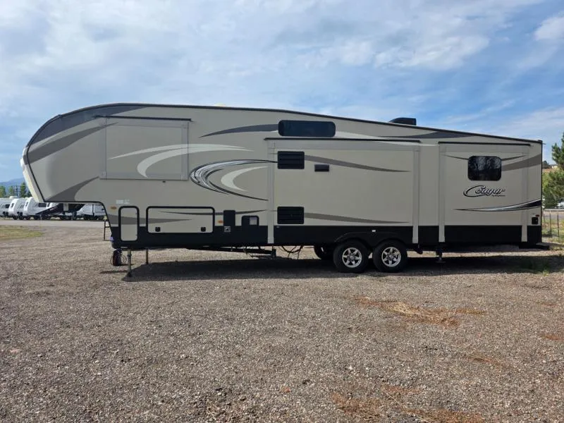 2017 Keystone RV Cougar 336BHS - Photo 4