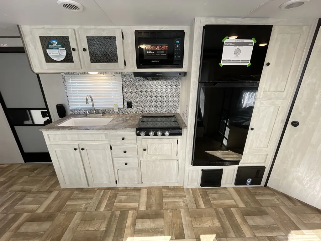 2023 Shasta I-5 526DB, Photos photo 12