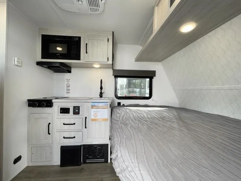 2025 Palomino Puma Camping Edition 122BHCE - Photo 3