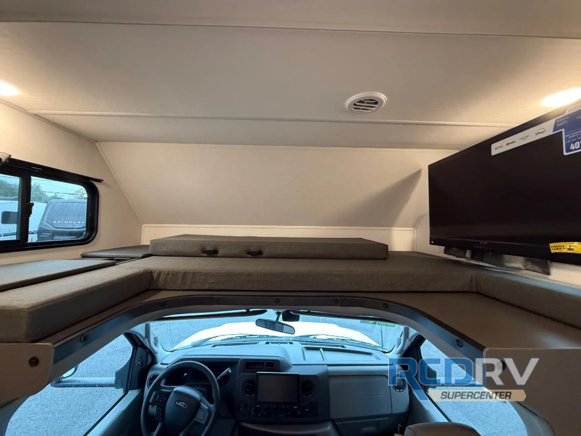 2027 Forest River Sunseeker 2860DS — Photo 6