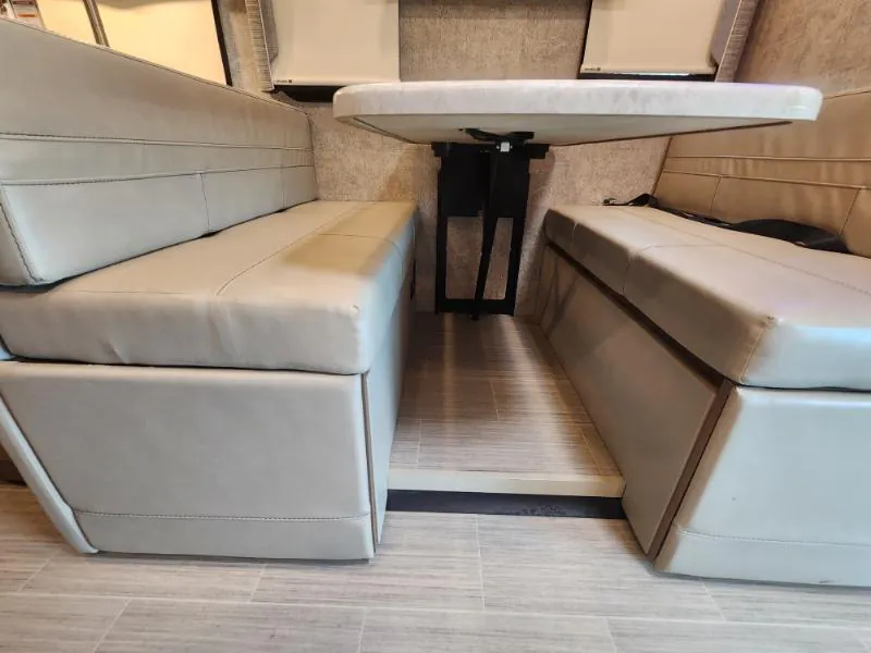 2022 Thor Motor Coach Magnitude Super C XG32, Photos photo 15