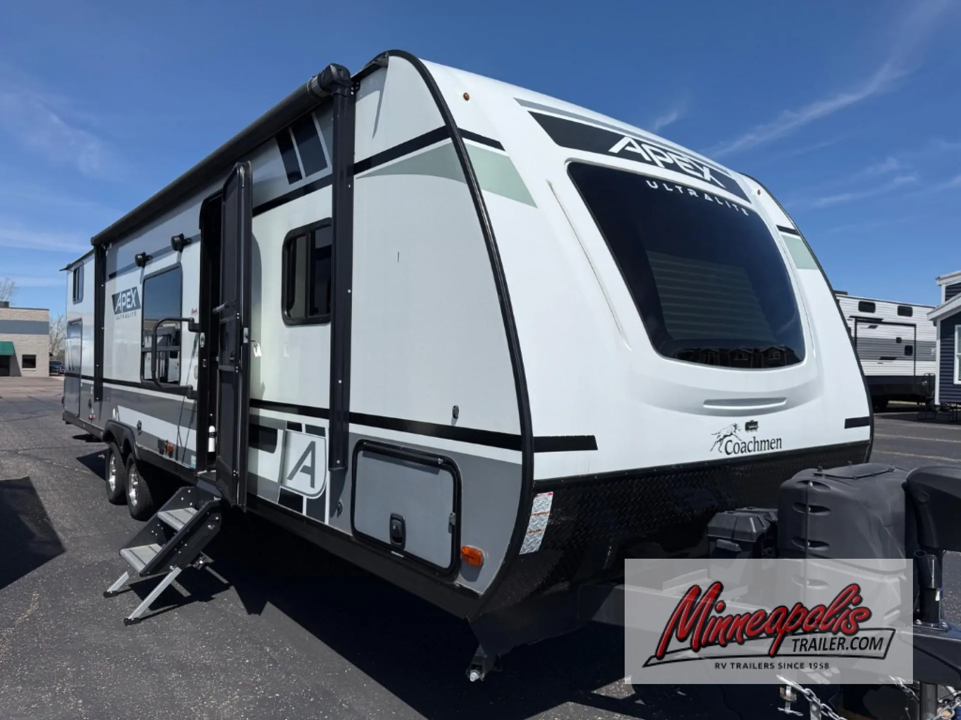 2021 Coachmen Apex 300BHS - Photo 2