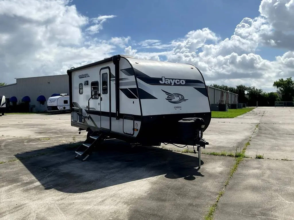 2025 Jayco Jay Feather Air 16RB - Photo 2