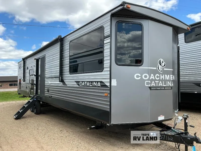 2026 Coachmen Catalina Destination Series 40BHTS - Photo 2