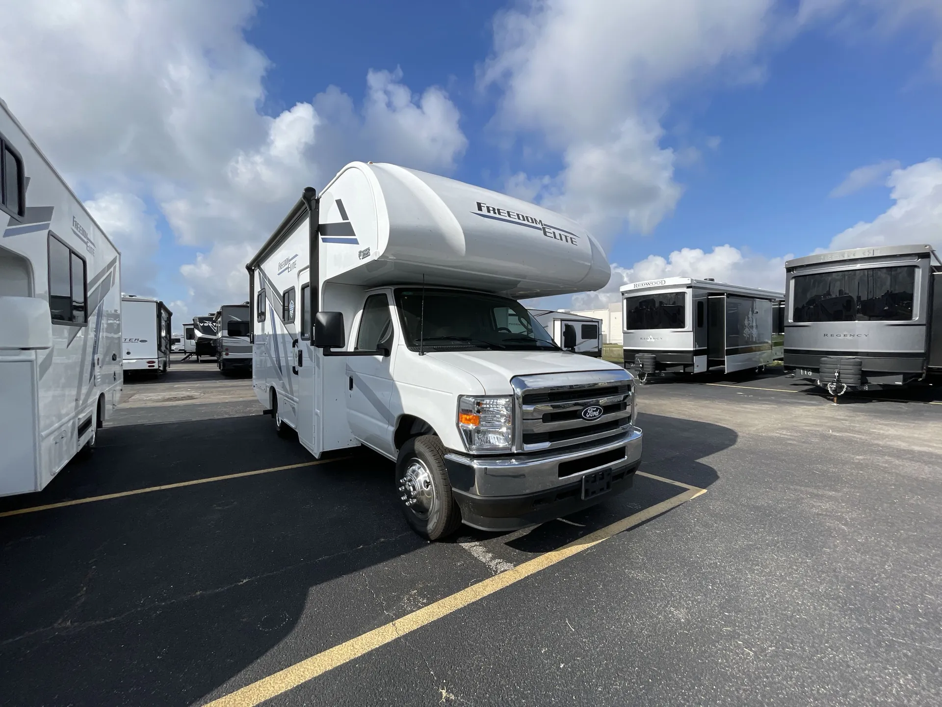 2026 Thor Motor Coach Freedom Elite 21HE - Photo 2