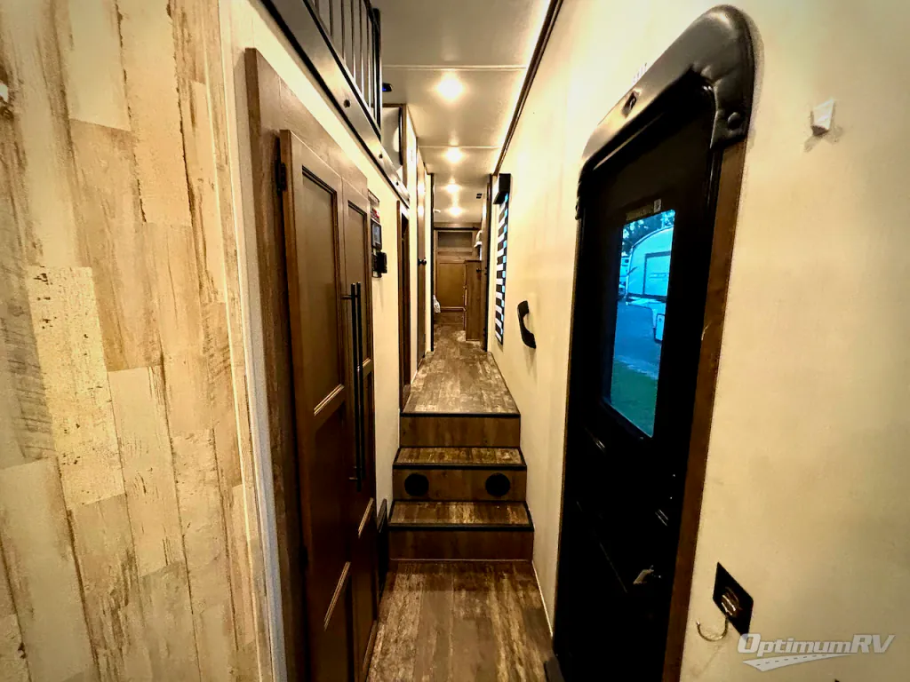 2022 Forest River Sabre 36BHQ, Photos photo 6