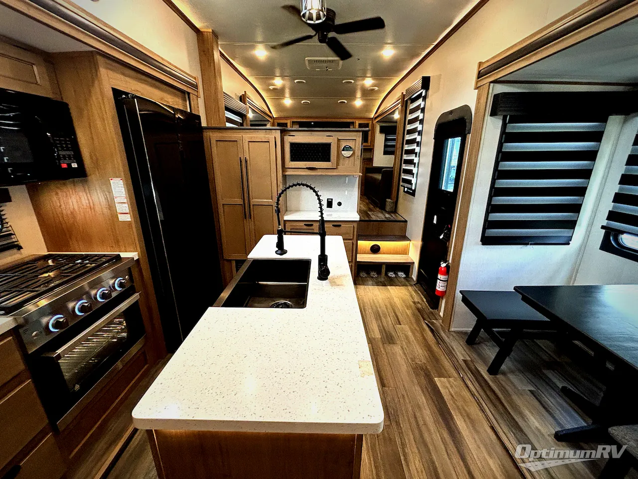 2024 Forest River Sabre 37FLH — Photo 5