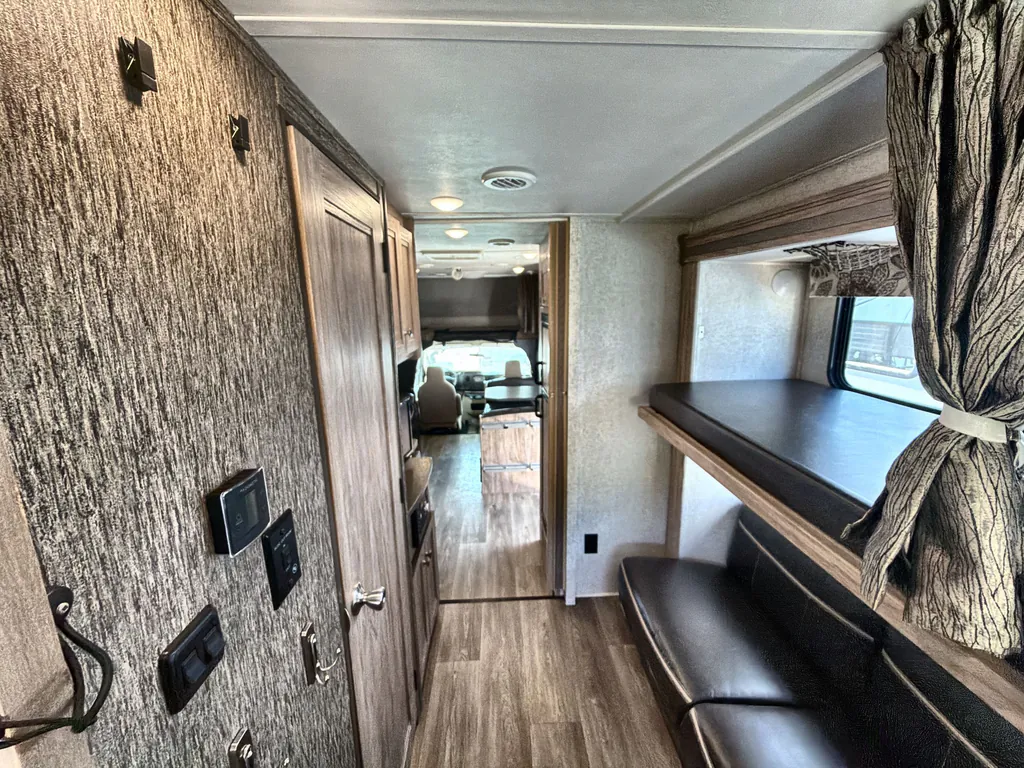 2022 Forest River Cherokee 304RK, Photos photo 3