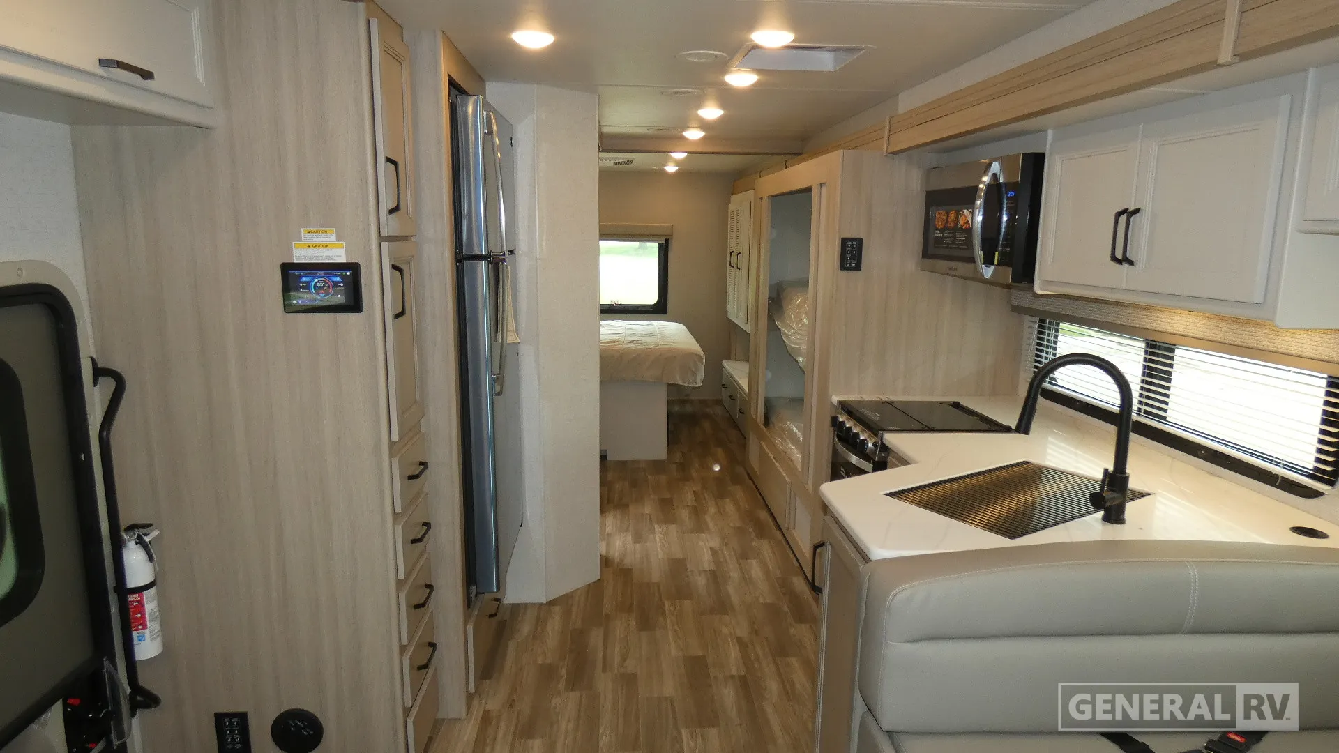 2026 Thor Motor Coach Magnitude Grand R36 - Photo 3