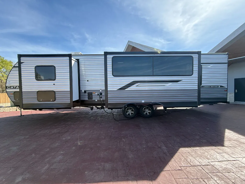 2026 Coachmen Catalina Legacy Edition 333DORM, Photos photo 7