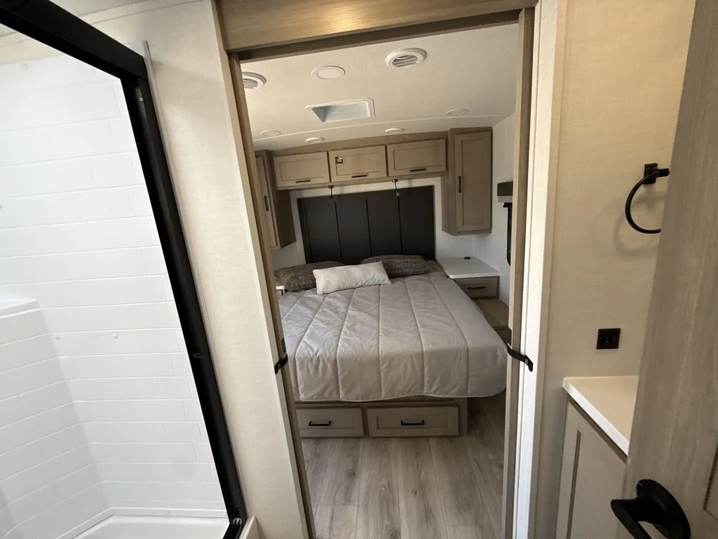 2026 Forest River Rockwood Mini Lite 2506FK — Photo 6