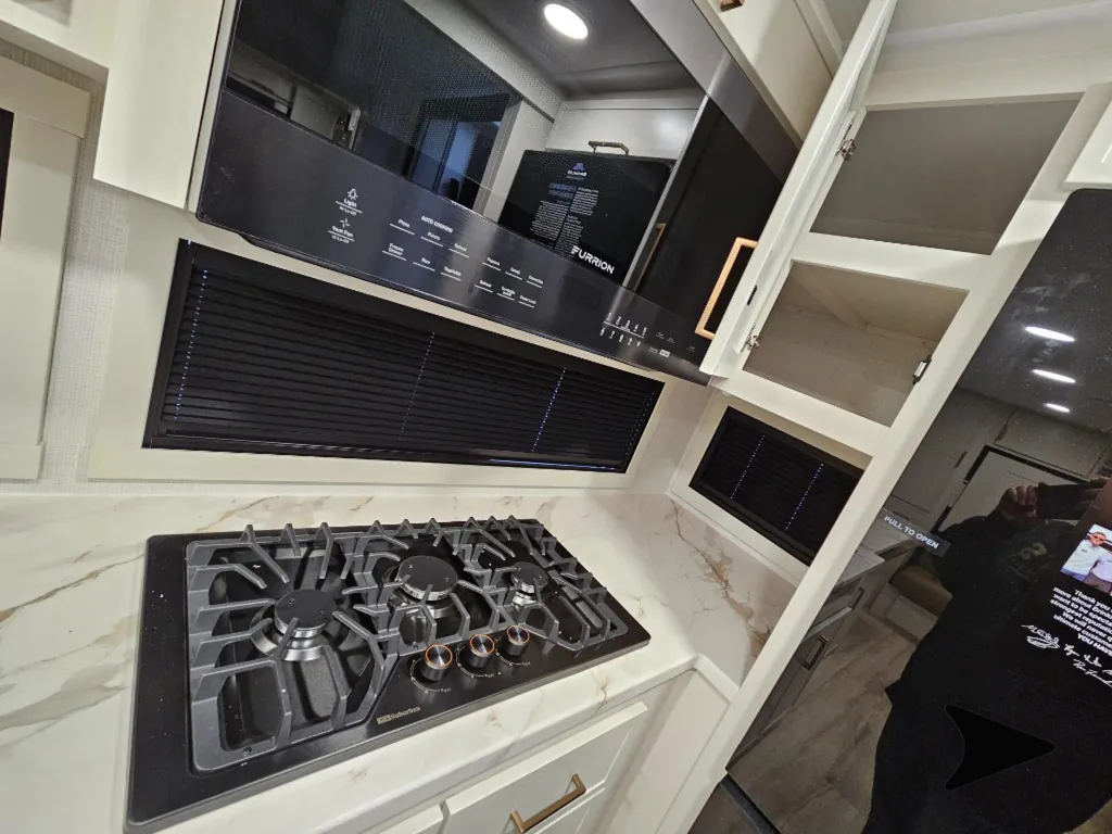 2026 Brinkley Model Ix 20X, Photos photo 8