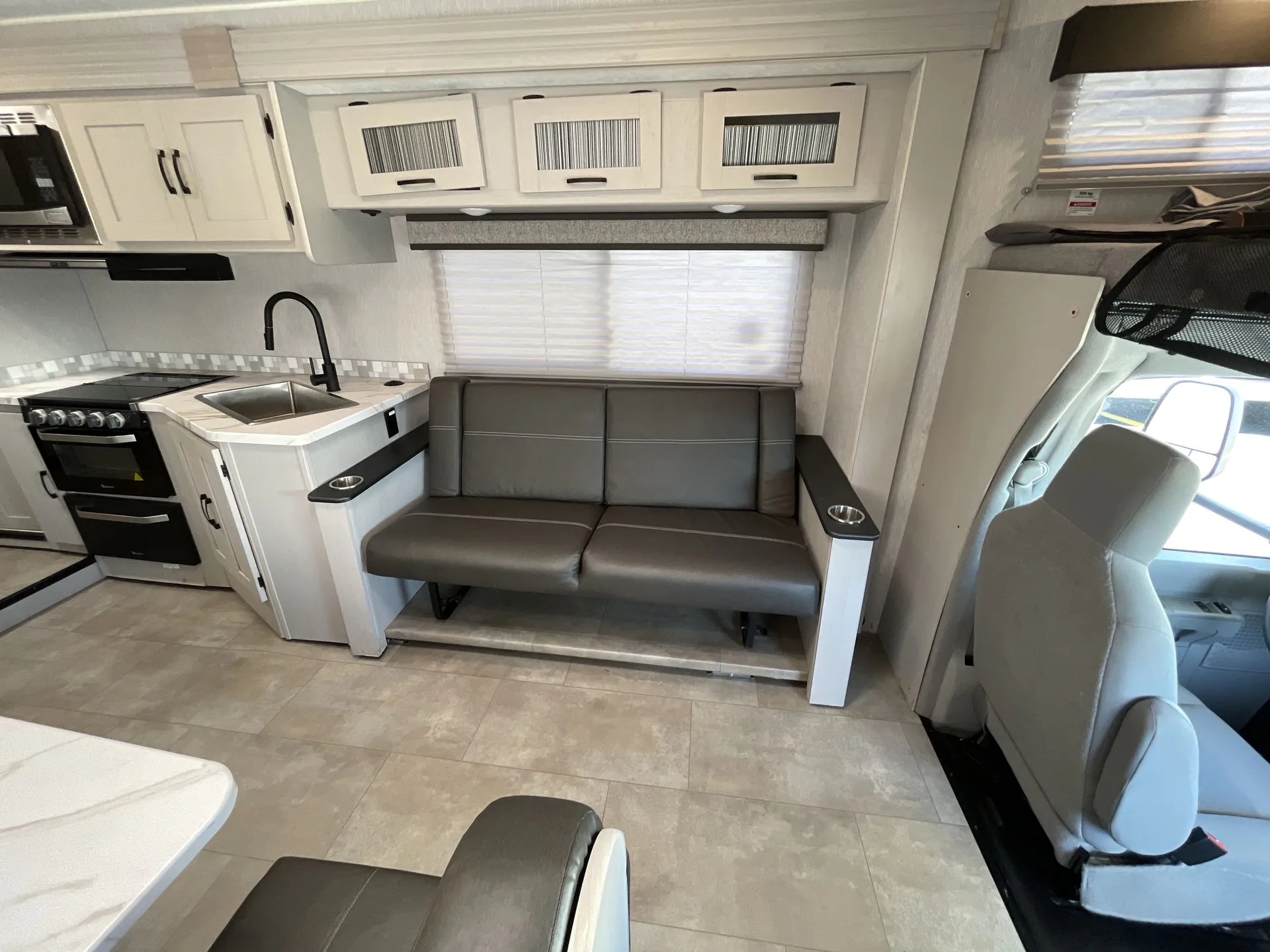 2023 Coachmen Freelander 31MB — living area main