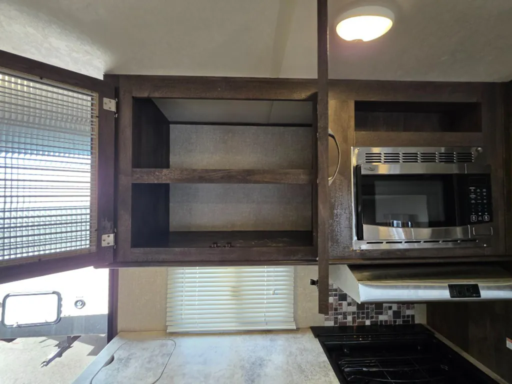 2018 Forest River Vibe 308BHS, Photos photo 26