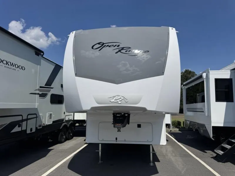2026 Open Range RV Roamer Light Duty 28DBSS - Photo 3