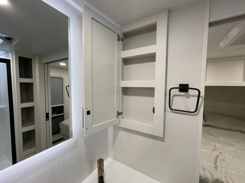 2027 Brinkley Model I 290, Photos photo 36
