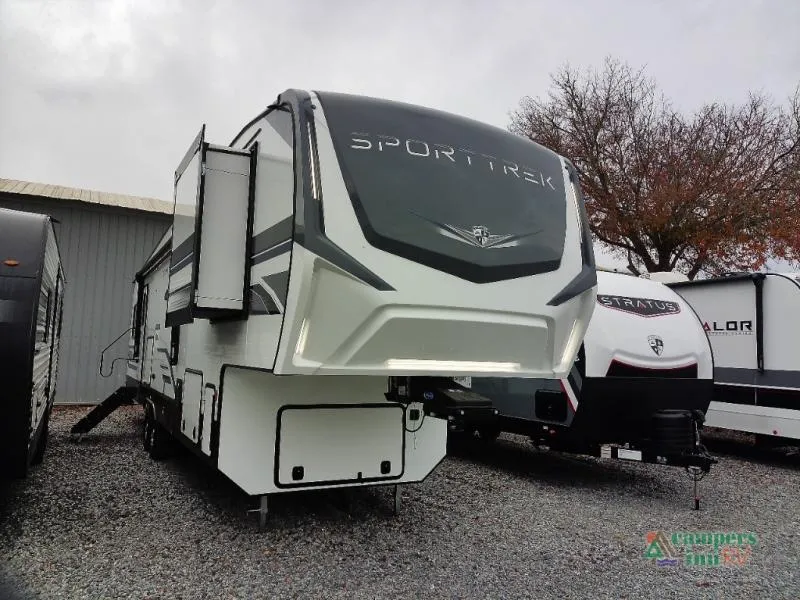 2026 Venture RV SportTrek 312VTB - Photo 4