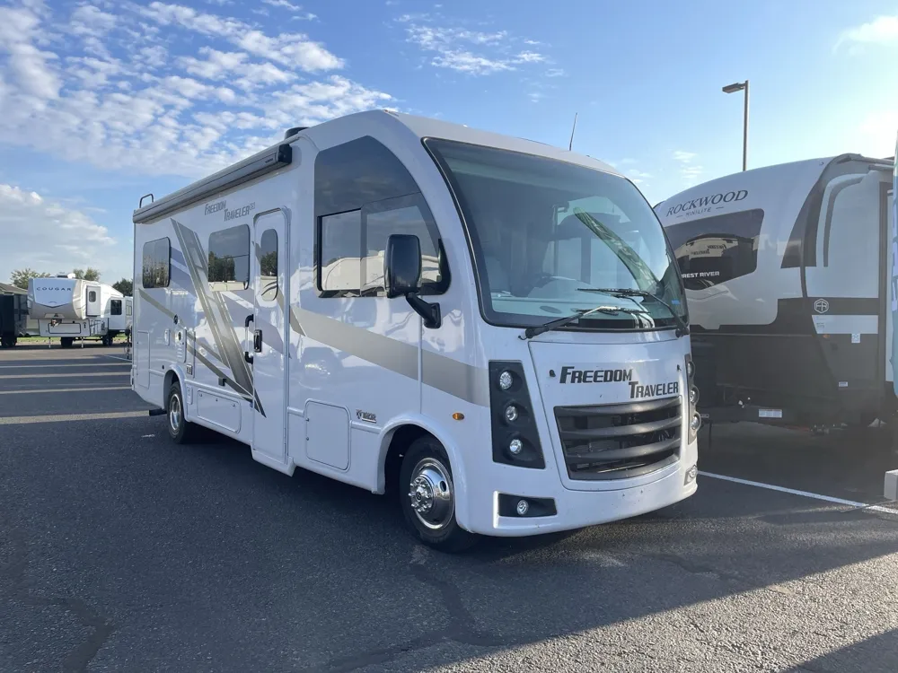2026 Thor Motor Coach Freedom Traveler A24 - Photo 2