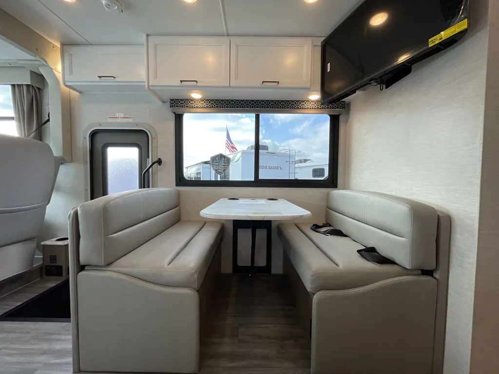 2026 Thor Motor Coach Freedom Traveler A29, Photos photo 8