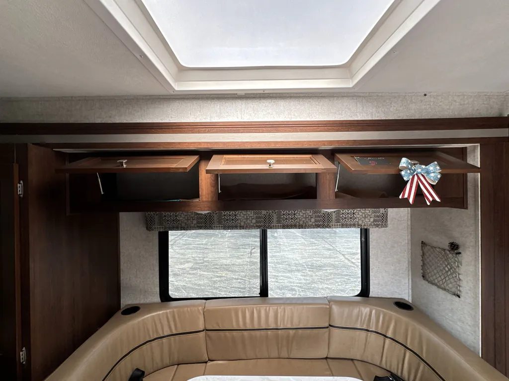 2018 Forest River Sunseeker 2420MS, Photos photo 12