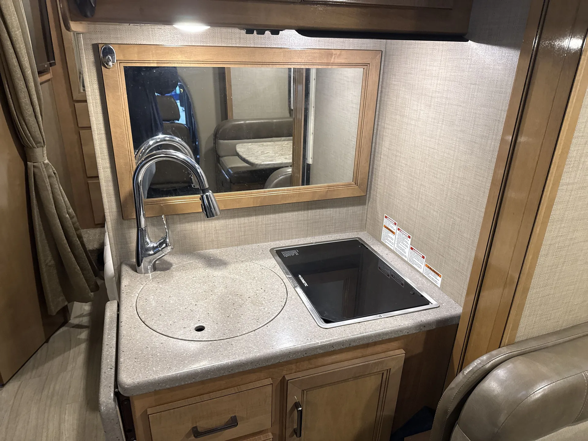 2020 Thor Motor Coach Quantum Sprinter CR24 — living area main