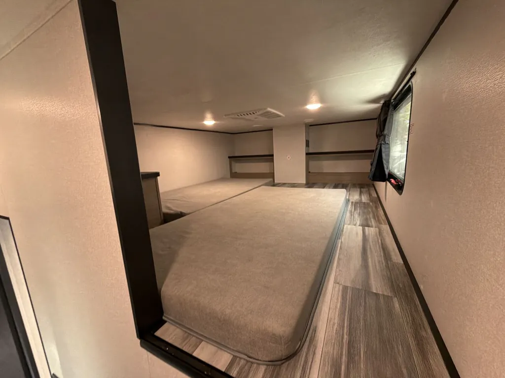 2026 Jayco Jay Flight Bungalow 404LOFT DS, Photos photo 19