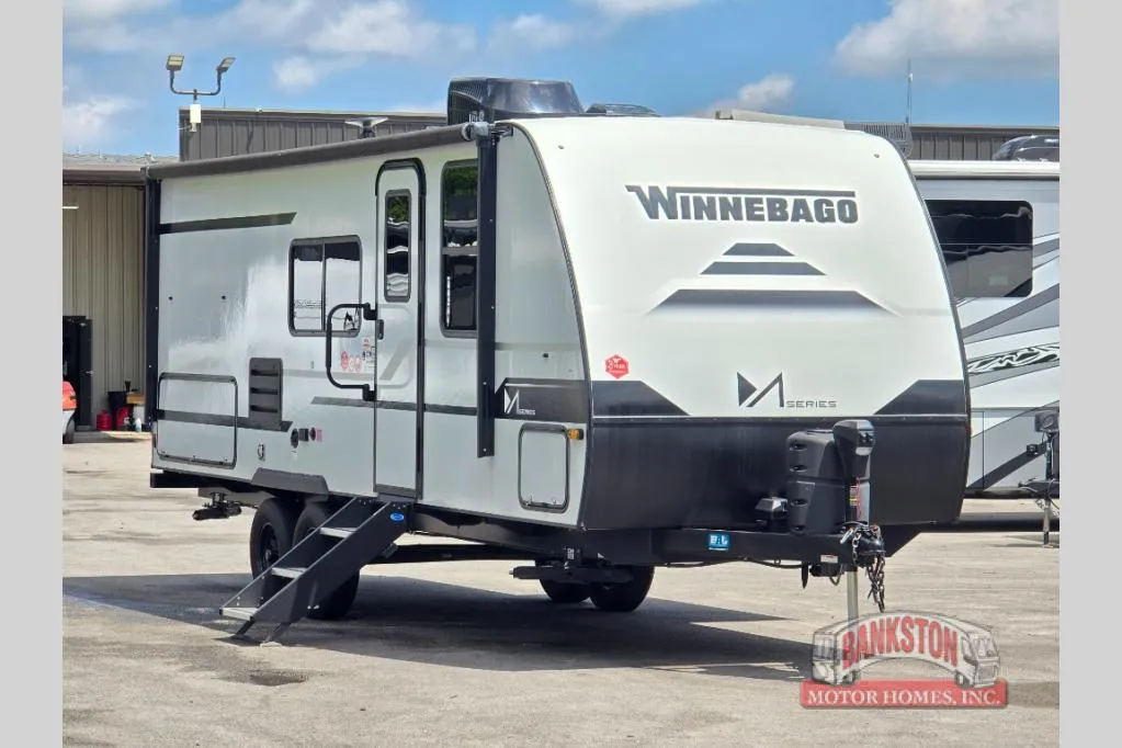 2025 Winnebago M-Series 2326MBBH - Photo 2