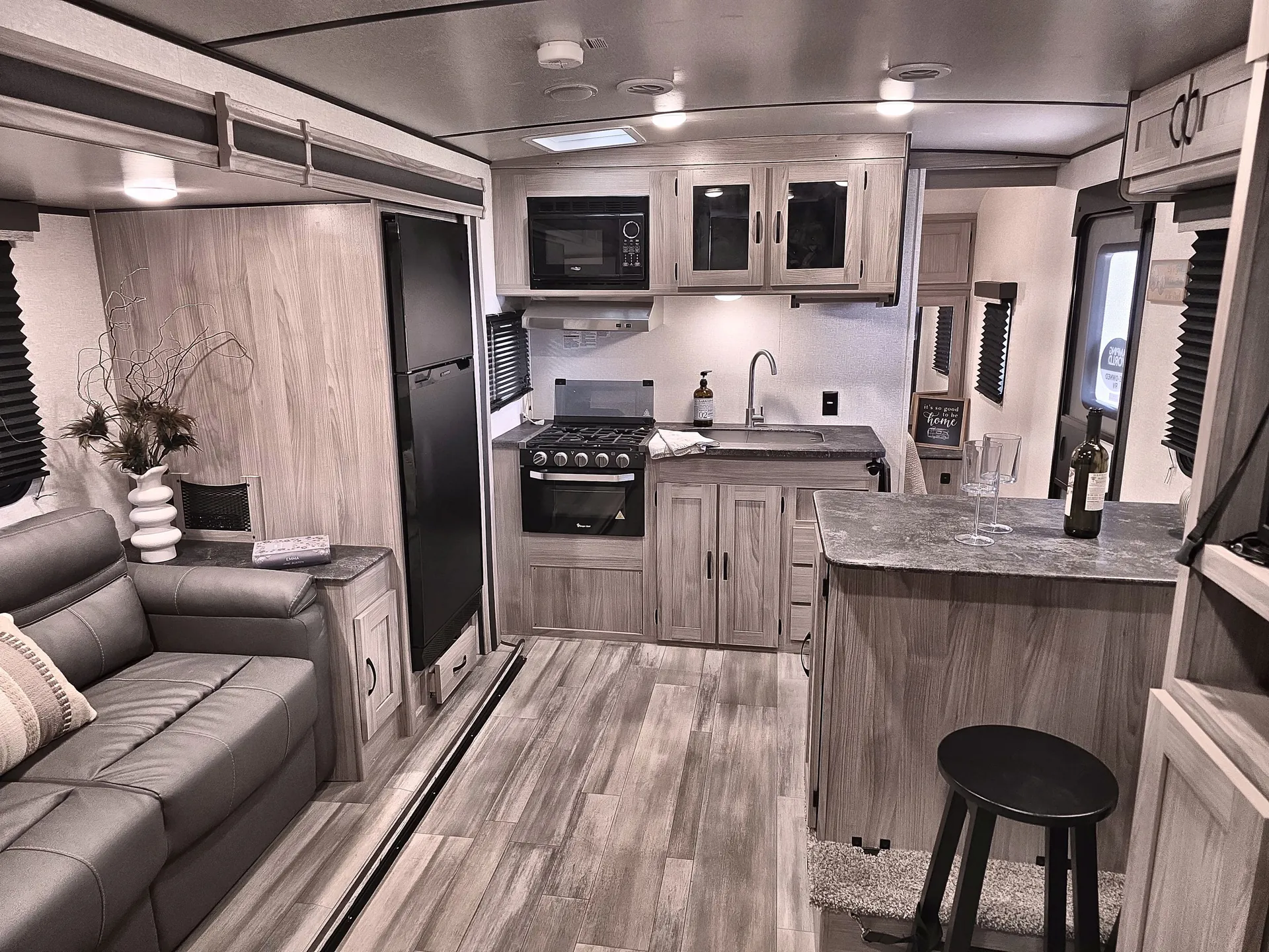 2023 Coachmen Northern Spirit 2659BH — living area main